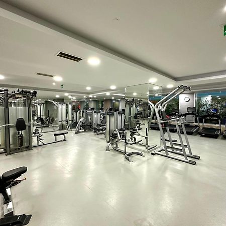 Ramada By Wyndham Istanbul Merter Exterior photo The gym at the hotel