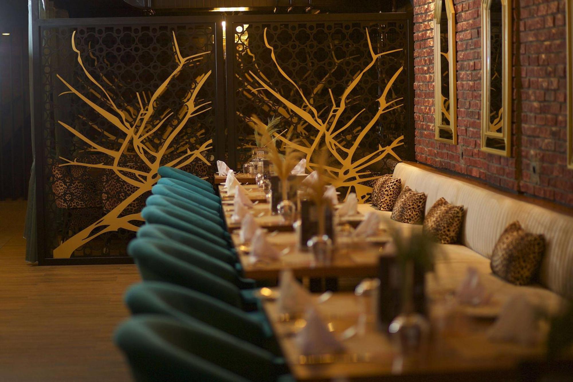 Ramada By Wyndham Istanbul Merter Exterior photo Interior of the restaurant